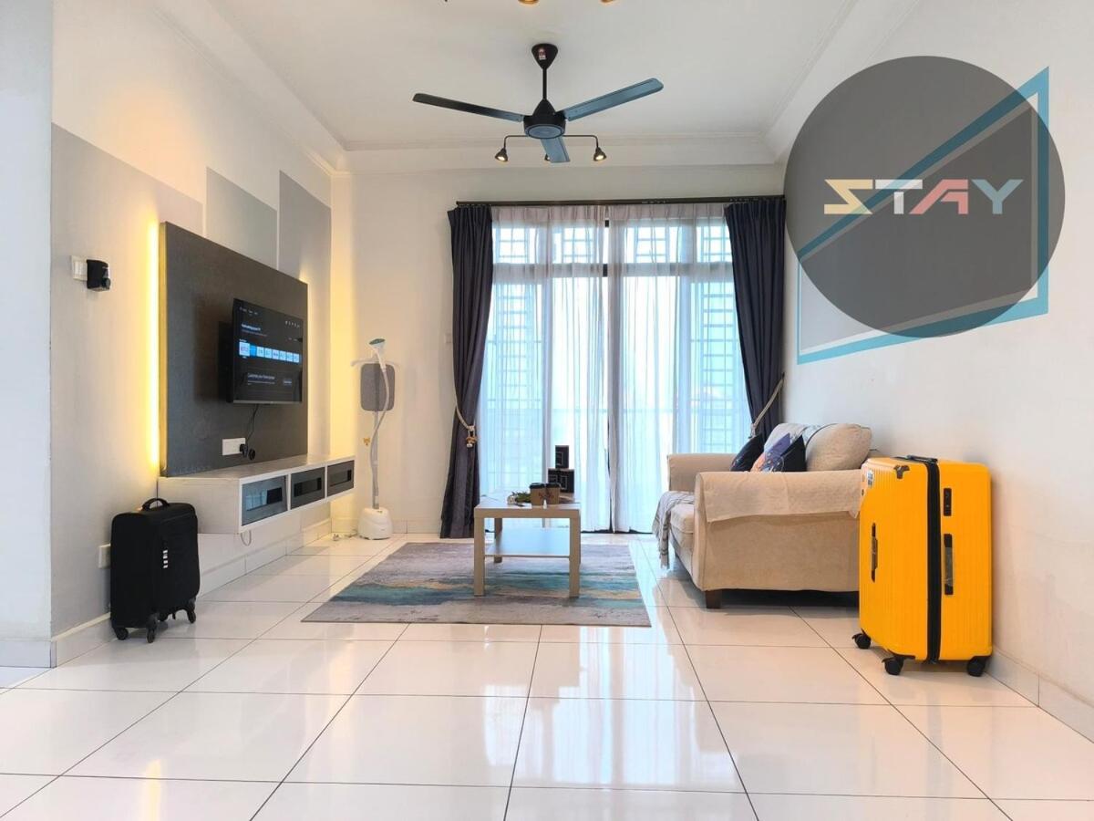 Platino Warm And Stylish 10pax Neflix By Apartment